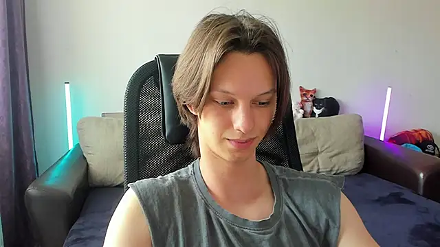 Snapshot of Ostin_meow chatting on May 2026 08:22:01 AM Ostin meow online show from May 2026 08:22:01 AM