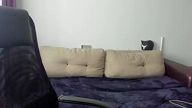 Ostin meow online show from November 2025 06:28:02 AM