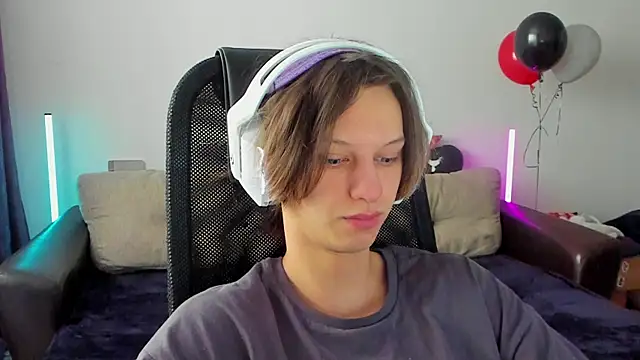 Ostin meow online show from January 2026 05:00:01 AM