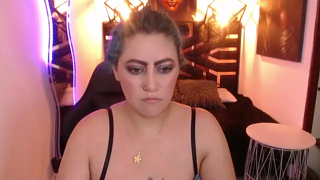 scarleth blue online show from May 2026 03:13:01 AM