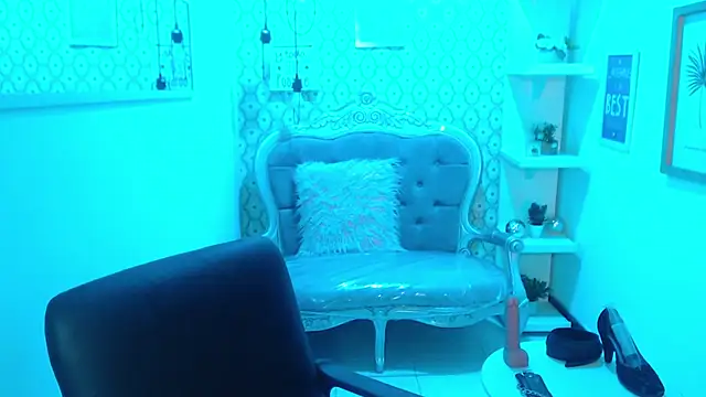 Snapshot of scarleth_blue chatting on March 2025 03:02:02 AM scarleth blue online show from March 2025 03:02:02 AM