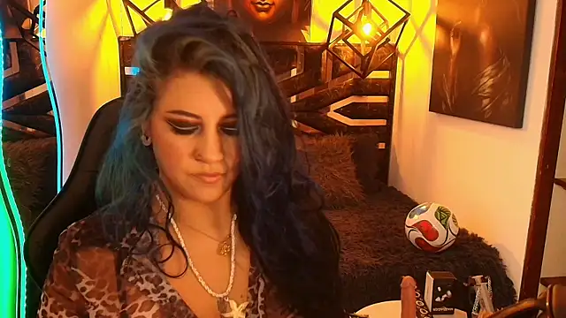 scarleth blue online show from July 2026 03:06:02 AM
