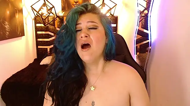 scarleth blue online show from June 2026 03:00:01 AM