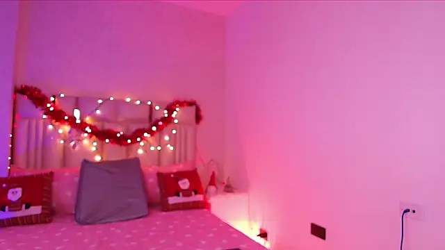 Snapshot of canela_oss chatting on December 2025 12:00:01 PM canela oss online show from December 2025 12:00:01 PM