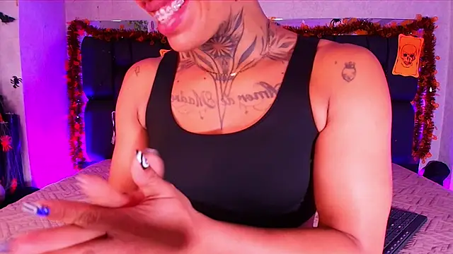 Snapshot of canela_oss chatting on October 2025 12:06:02 PM canela oss online show from October 2025 12:06:02 PM