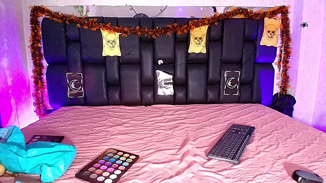 Snapshot of canela_oss chatting on October 2025 11:55:02 AM canela oss online show from October 2025 11:55:02 AM