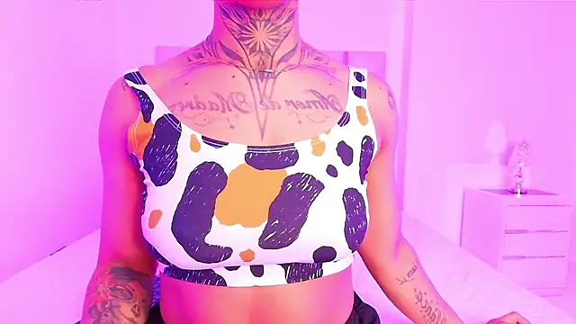 Snapshot of canela_oss chatting on October 2025 12:04:01 PM canela oss online show from October 2025 12:04:01 PM