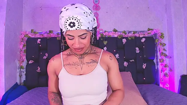 Snapshot of canela_oss chatting on September 2025 12:09:02 PM canela oss online show from September 2025 12:09:02 PM