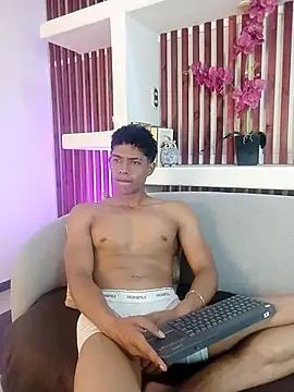 Snapshot of wagz chatting on July 2026 12:00:01 AM wagz online show from July 2026 12:00:01 AM