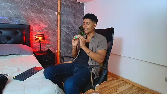 wagz online show from December 2025 12:15:01 PM