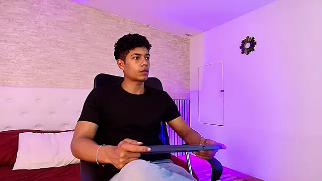 wagz online show from December 2025 11:45:01 AM