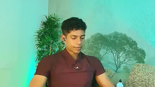 Snapshot of wagz chatting on May 2026 08:18:02 PM wagz online show from May 2026 08:18:02 PM