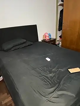 Macadiez10 online show from November 2025 04:44:01 AM