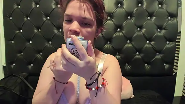 MelanyCarter18 online show from October 2025 01:10:02 PM