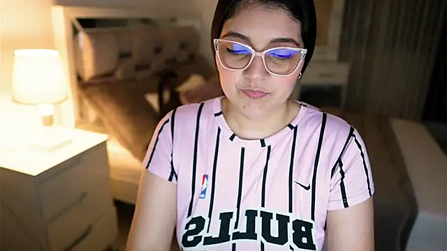 Camilaa bueno online show from November 2025 12:09:02 AM