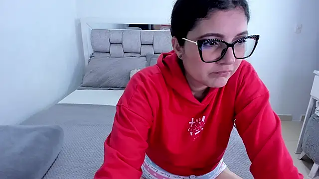 Snapshot of Camilaa_bueno chatting on July 2026 01:45:02 AM Camilaa bueno online show from July 2026 01:45:02 AM