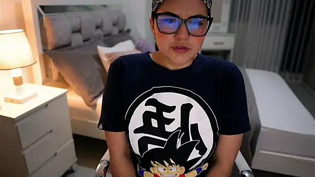 Camilaa bueno online show from October 2025 03:30:02 AM