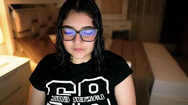 Camilaa bueno online show from November 2025 12:25:02 AM