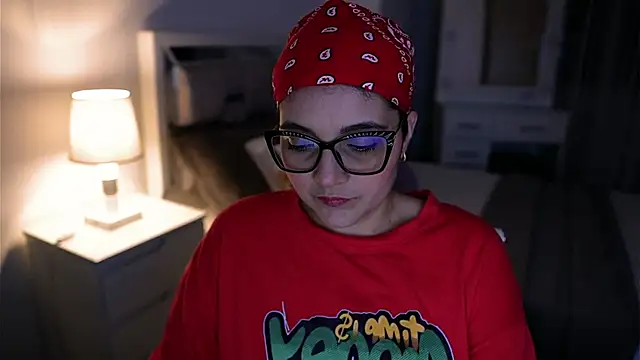 Camilaa bueno online show from October 2025 02:37:02 AM