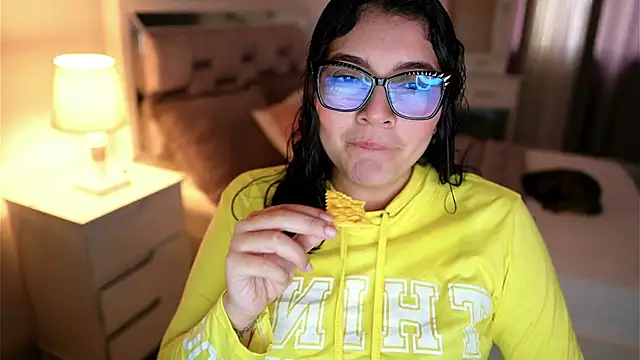 Camilaa bueno online show from January 2026 10:04:01 PM