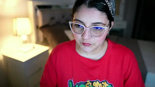 Camilaa bueno online show from February 2026 11:37:02 PM