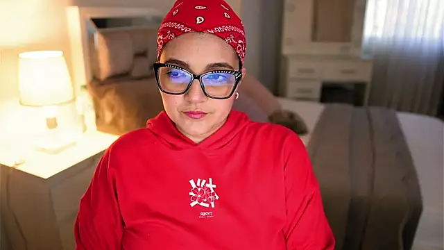 Camilaa bueno online show from October 2025 10:20:01 PM