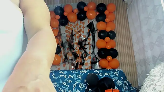 Snapshot of Any_topless chatting on October 2025 11:00:02 AM Any topless online show from October 2025 11:00:02 AM