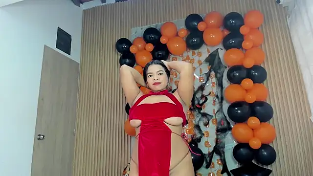 Any topless online show from October 2025 11:09:01 AM