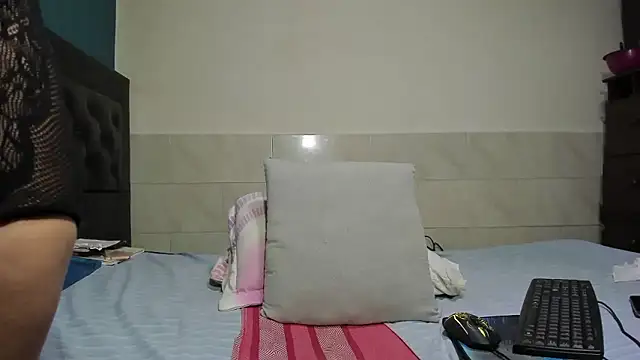 Stephannie  online show from March 2026 08:54:02 PM