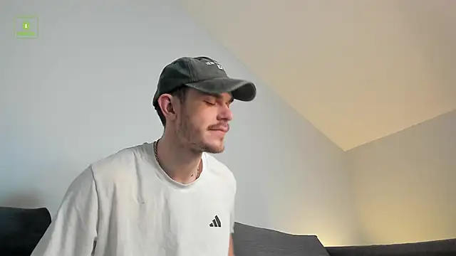 Perry Knight online show from March 2026 06:13:02 AM