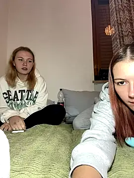 ella grays online show from October 2025 06:08:02 PM