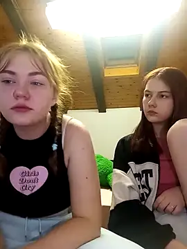 ella grays online show from February 2025 07:10:01 PM