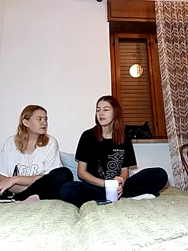 ella grays online show from October 2025 05:48:02 PM