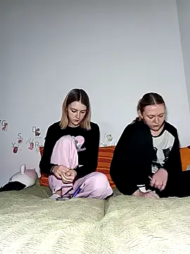 ella grays online show from February 2026 05:02:01 PM