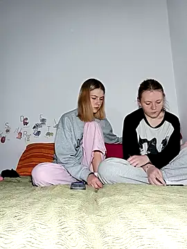 ella grays online show from March 2026 09:06:01 PM