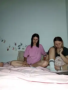 ella grays online show from June 2026 04:11:02 PM