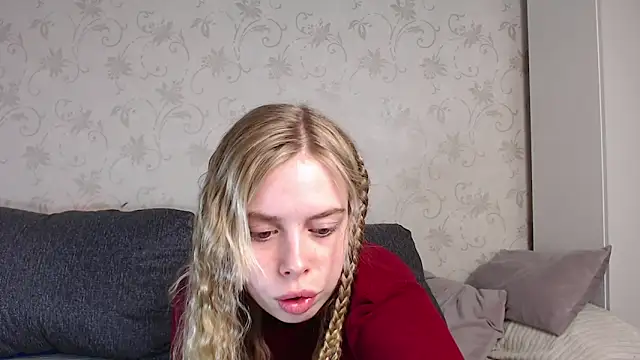 sofiaa here online show from February 2026 12:09:01 AM