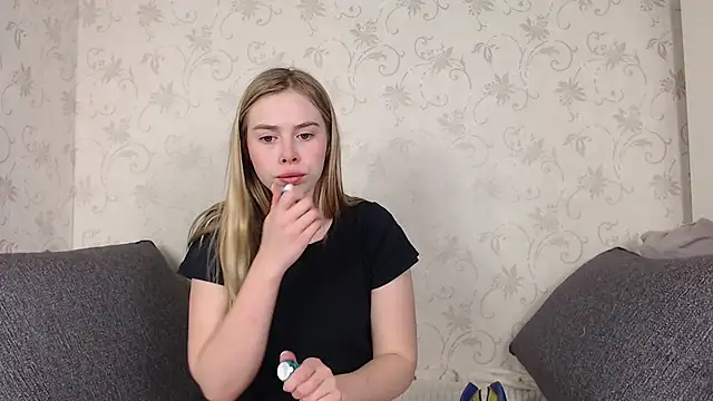 sofiaa here online show from March 2026 12:01:02 AM