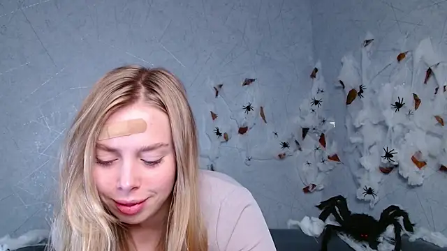 sofiaa here online show from October 2025 12:43:01 AM