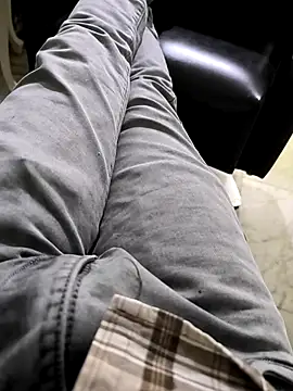 Snapshot of faaseel chatting on March 2025 08:39:02 AM faaseel online show from March 2025 08:39:02 AM