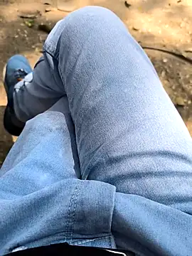 Snapshot of faaseel chatting on March 2025 07:46:02 AM faaseel online show from March 2025 07:46:02 AM