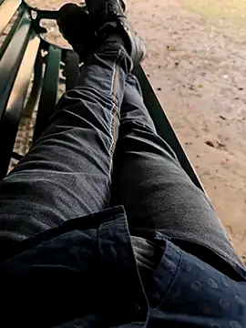 Snapshot of faaseel chatting on October 2025 08:59:01 AM faaseel online show from October 2025 08:59:01 AM