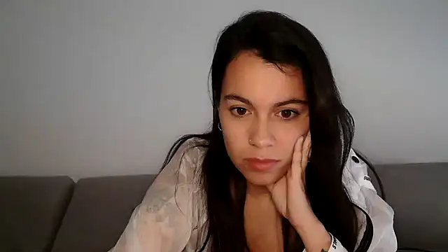 AmaraBella69 online show from December 2024 02:11:01 PM