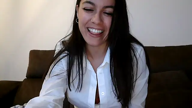 AmaraBella69 online show from December 2024 11:18:01 PM