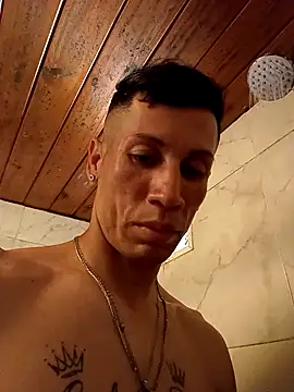 FlacoDani online show from December 2025 04:28:02 PM