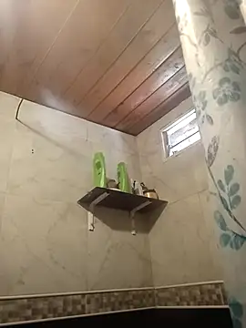 FlacoDani online show from February 2026 05:11:01 PM