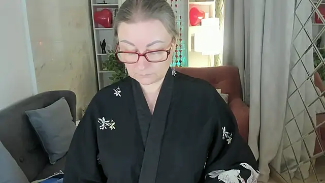 AlexandraKind online show from February 2026 02:18:01 AM