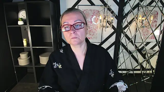 Snapshot of AlexandraKind chatting on October 2025 01:48:02 PM AlexandraKind online show from October 2025 01:48:02 PM