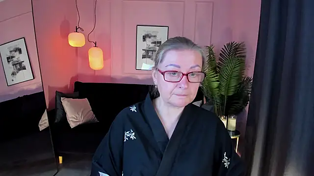 Snapshot of AlexandraKind chatting on September 2025 01:38:02 PM AlexandraKind online show from September 2025 01:38:02 PM