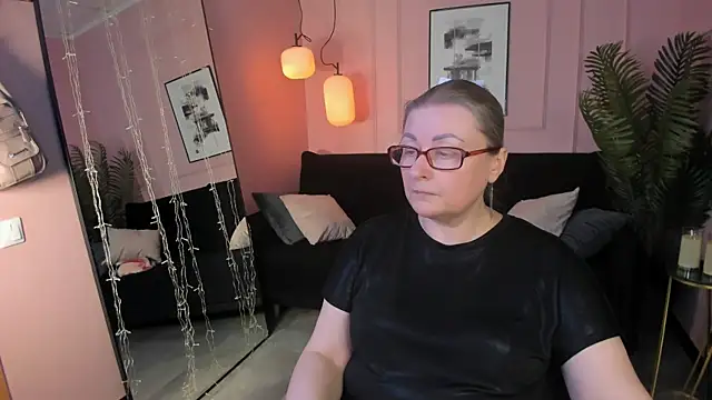 AlexandraKind online show from February 2026 01:58:02 AM